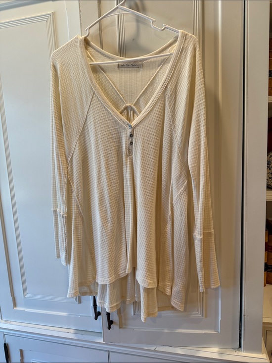 We The Free Tops - We The Free Ivory Waffle-Knit Long Sleeve Henley Tunic NWOT